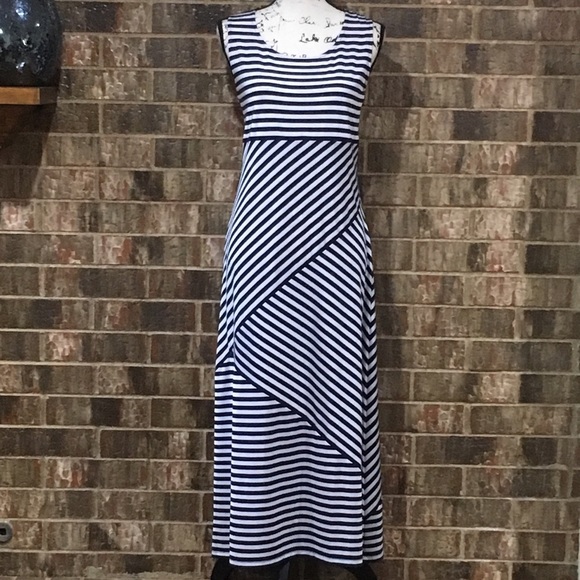 Kasper Dresses & Skirts - EUC KASPER Stunning Navy & White Striped Maxi